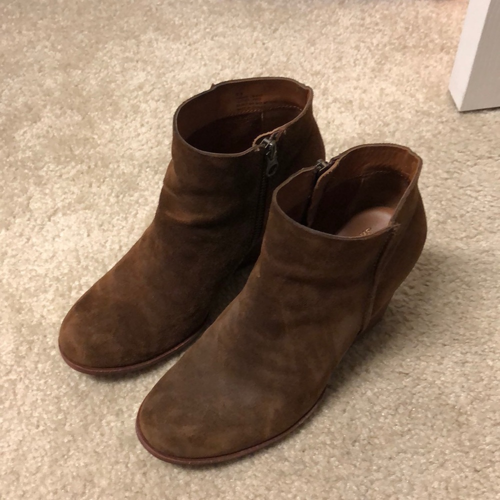 Kork Ease Wedge Booties EUC